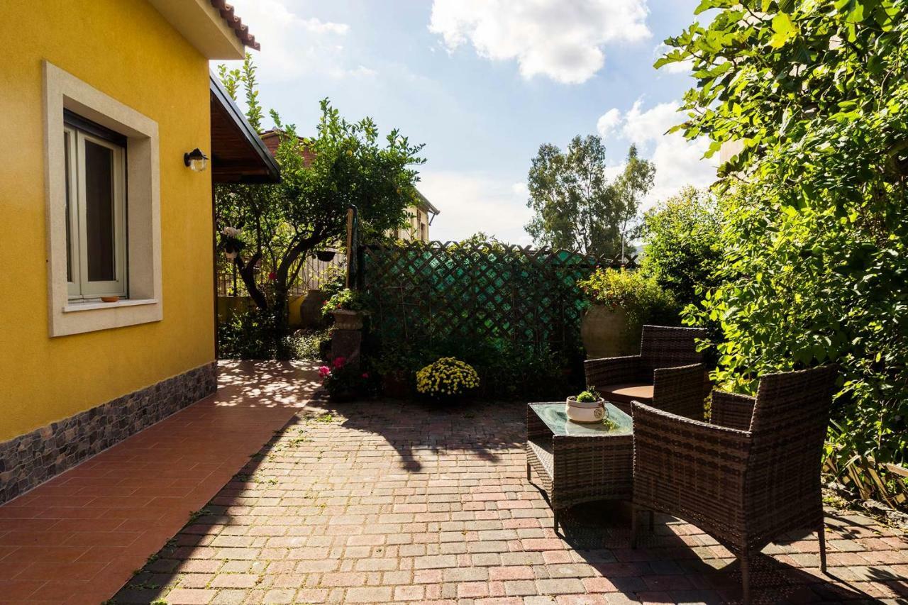 Holiday Home Luppinedda Nunziata Extérieur photo